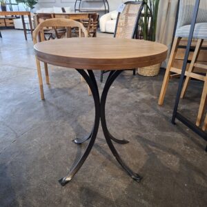 Mesa de Arrime Redonda Guatambu (Outlet)